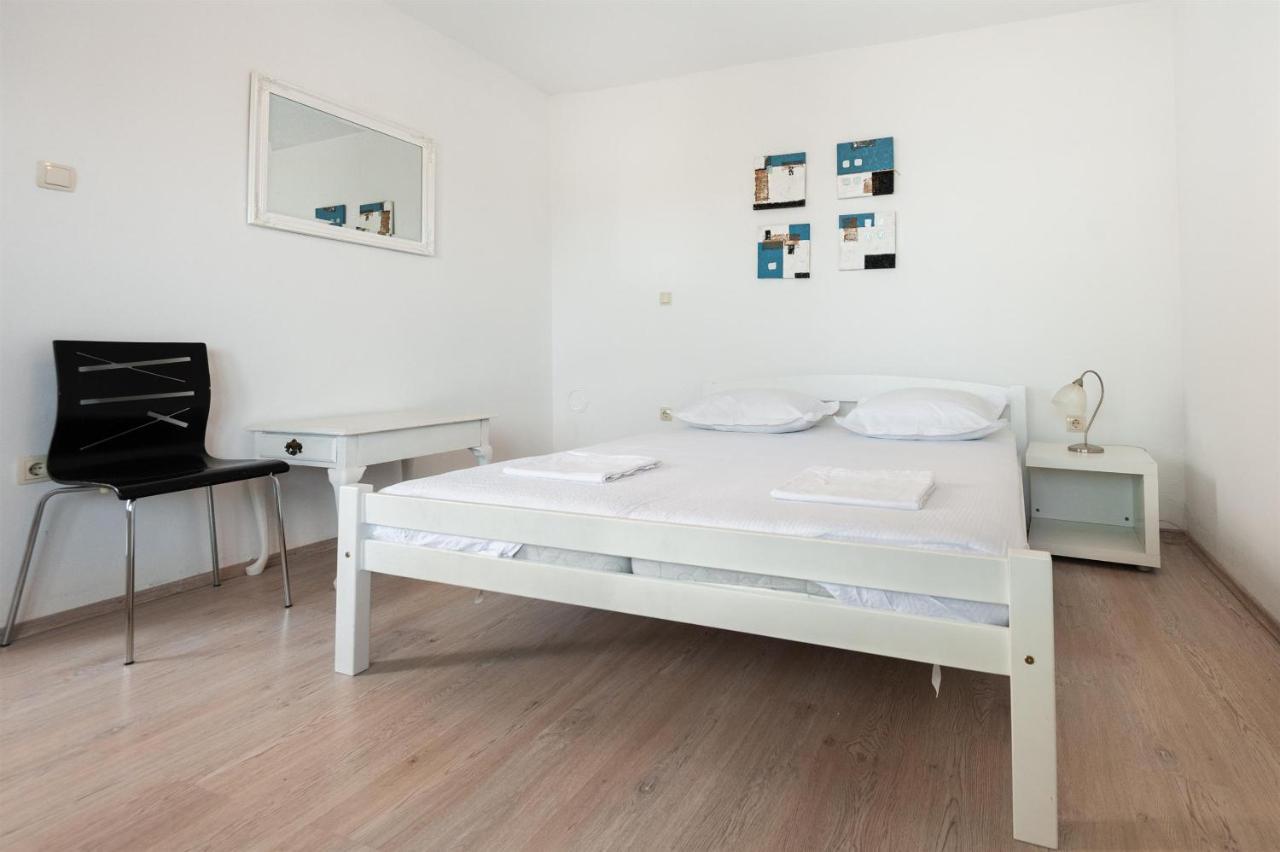 Apartments Antonija Omiš Dış mekan fotoğraf